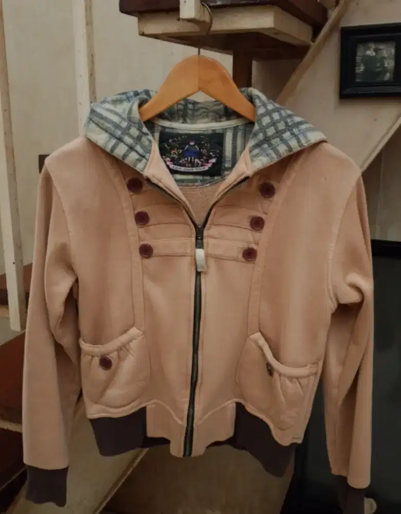 Jaket fashion untuk wanita