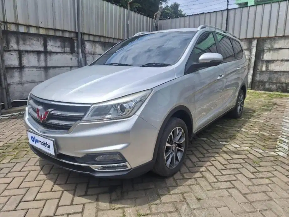 DP RENDAH Wuling Cortez 1.8 C Bensin-AT 2018 UKTS