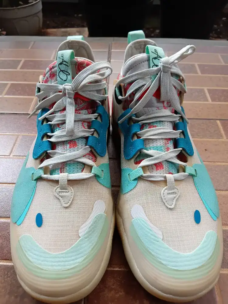 Sepatu Adidas Harden Vol. 5 Futurenatural Traffic Violation sz 44 1/2