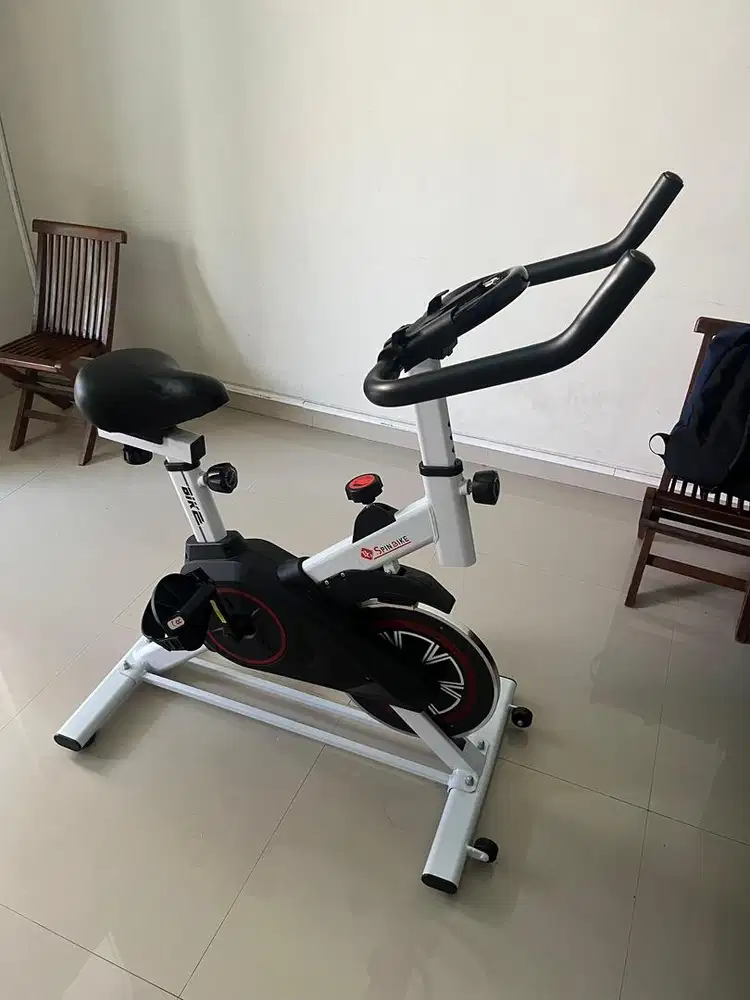 Sepeda statis olahraga