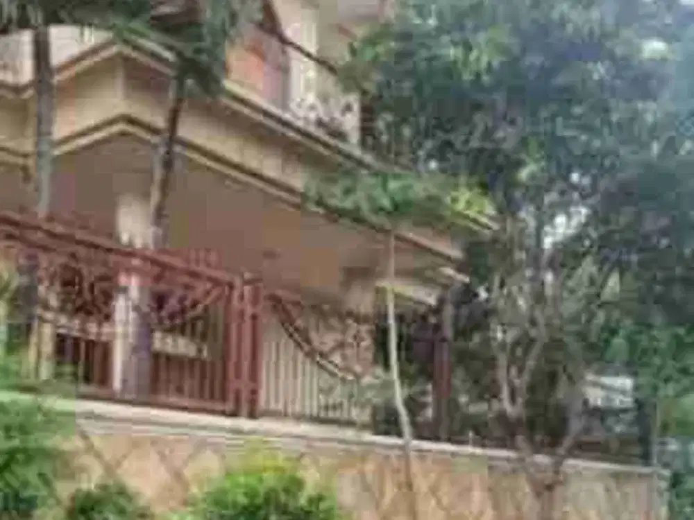 Dijual rumah mewah di Citraland Taman Internasional Surabaya