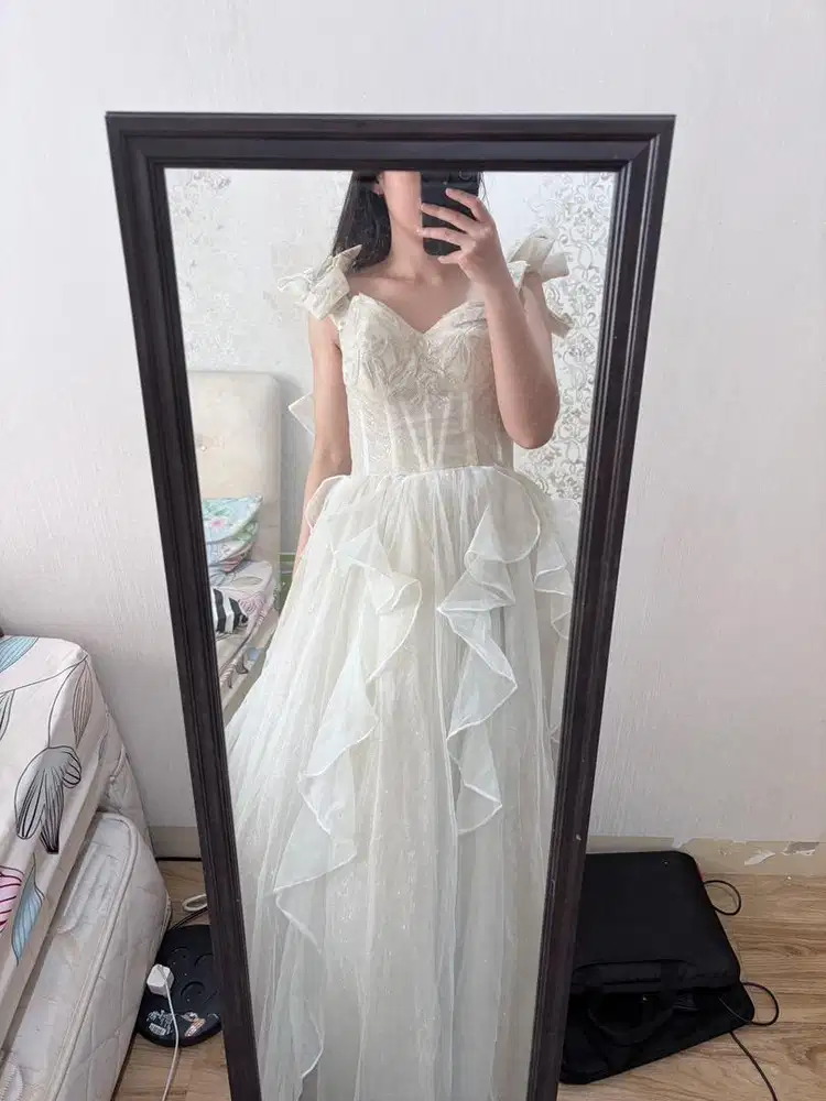 Preloved Gaun Pengantin Prewed Wedding / Wedding Gown / Wedding Dress