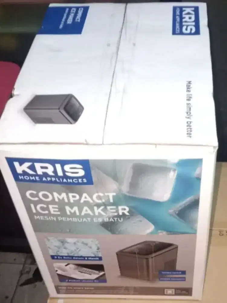 Compact Ice Maker (mesin pembuat es batu) merk KRIS