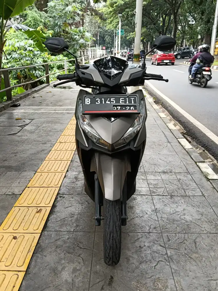 DIJUAL CASH HONDA VARIO 150 LED OLD THN 2016 PAJAK IDUP SIAP PAKAI