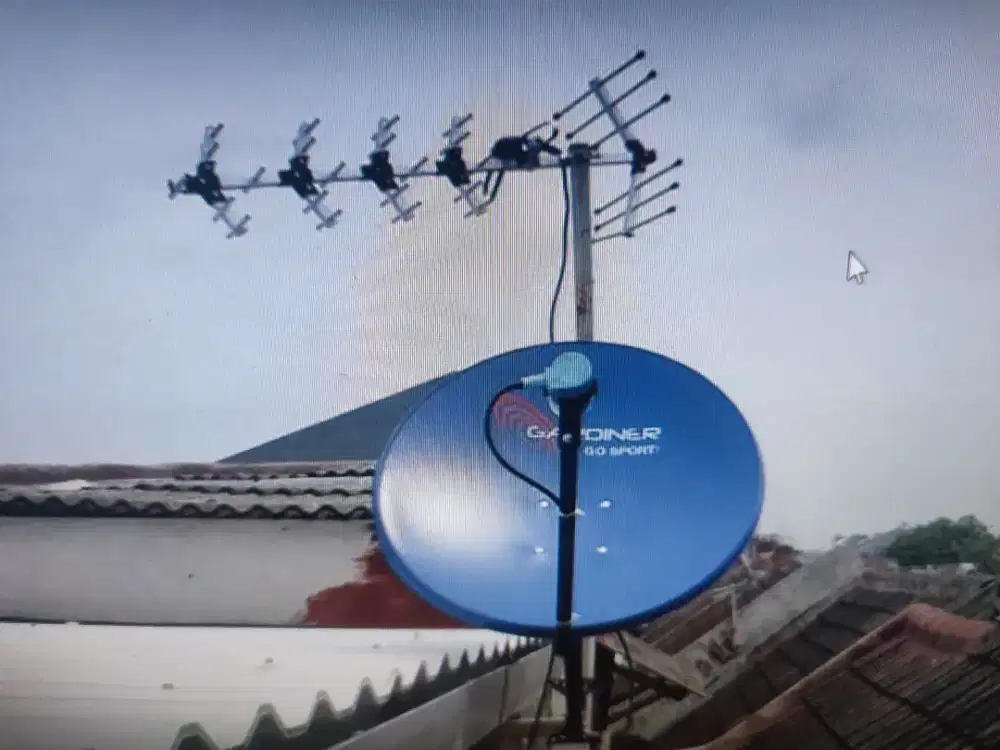 Antena Uhf Parabola, Kamera CCTV Paralel Wi  Fi