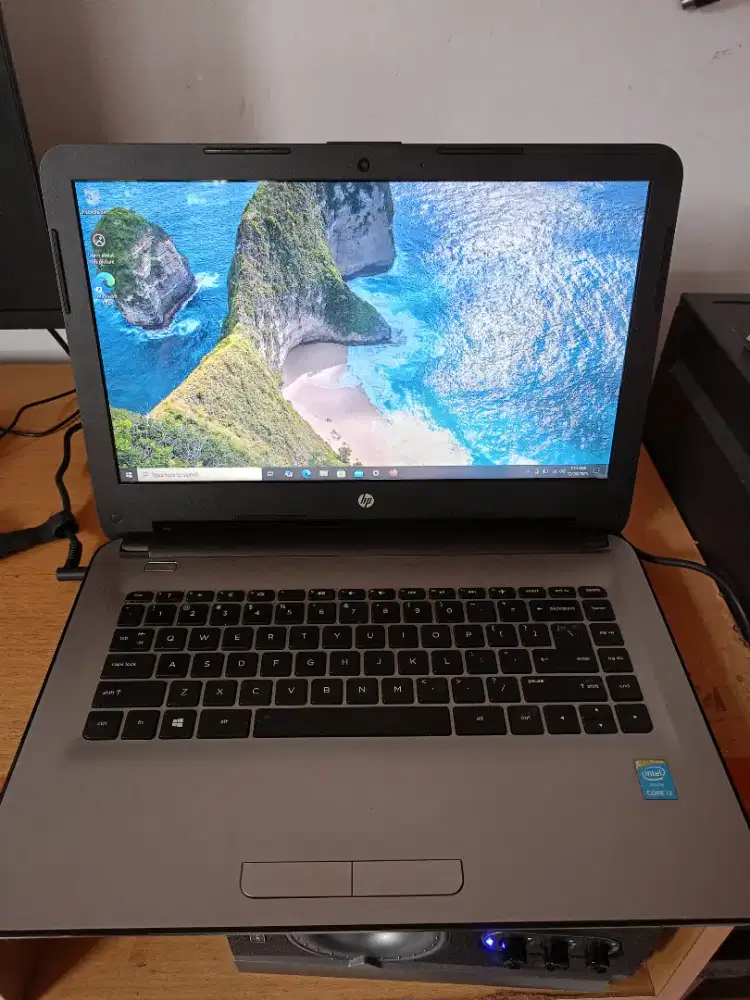 Laptop Core i3 Gen5 (14 inci)