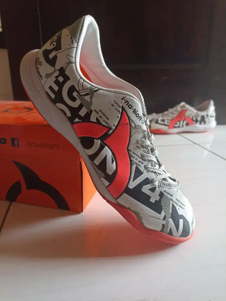 Sepatu Futsal Ortus Legion V4