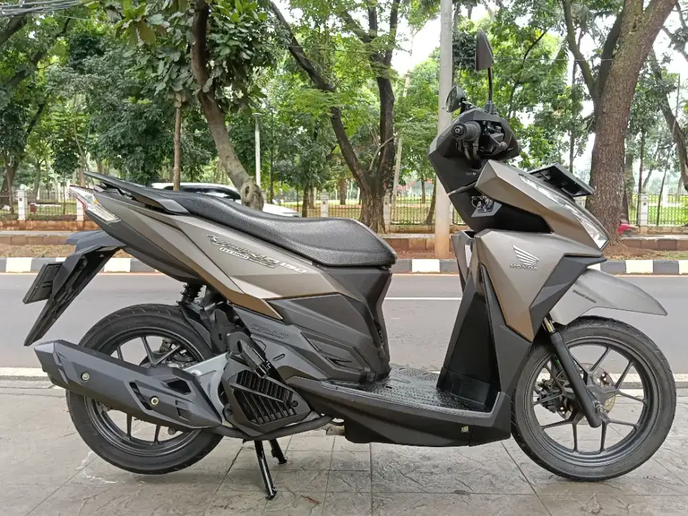 DIJUAL CASH HONDA VARIO 150 LED OLD THN 2016 PAJAK IDUP SIAP PAKAI
