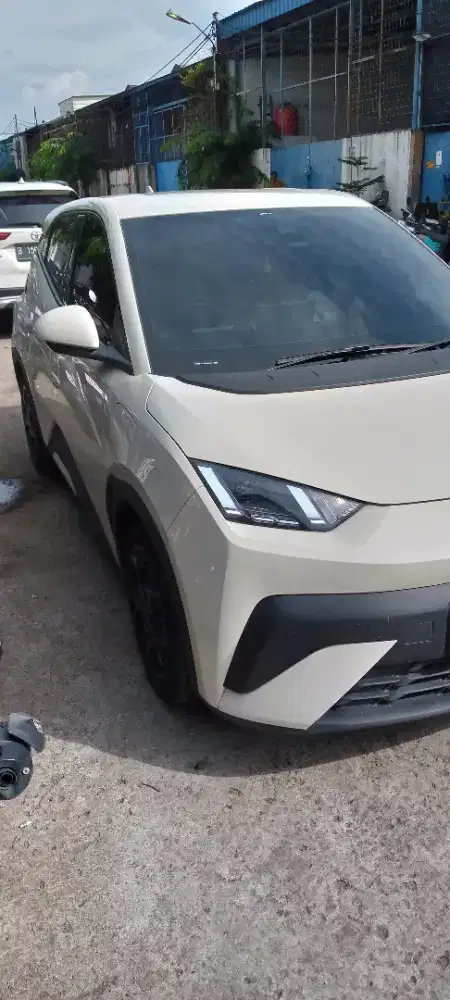 Rental Mobil Listrik Bebas Ganjil Genap + Driver