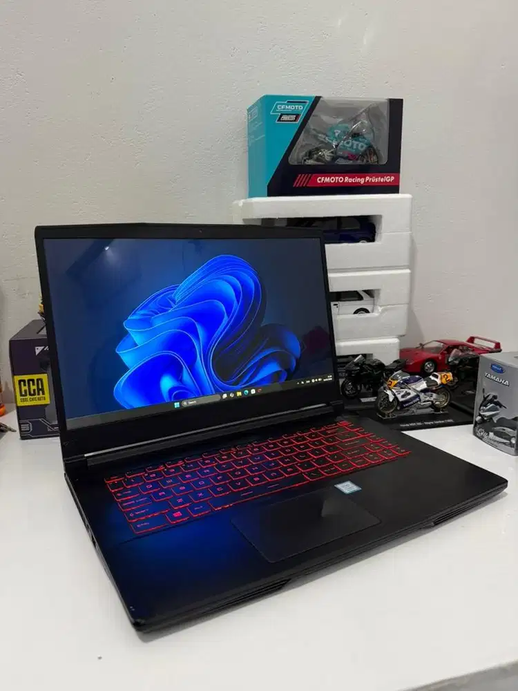 Laptop MSI GF63 8RD 8750H GTX 1050Ti SSD 256GB HDD 1TB