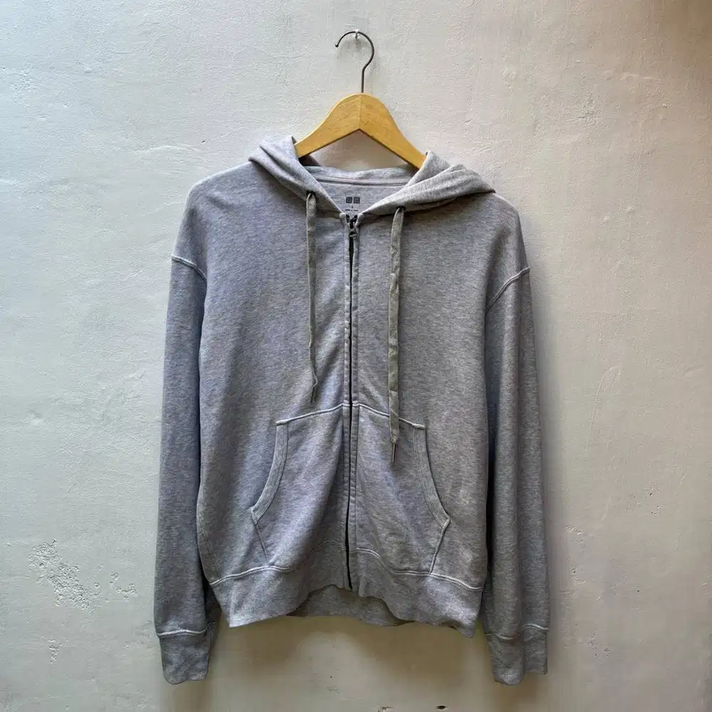 HOODIE UNIQLO SWEATER GREY POLOS ORIGINAL