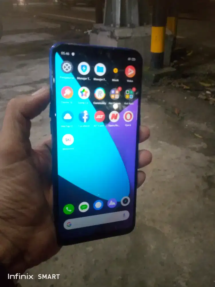 Realme 5 ram 3/64 jaringan 4g