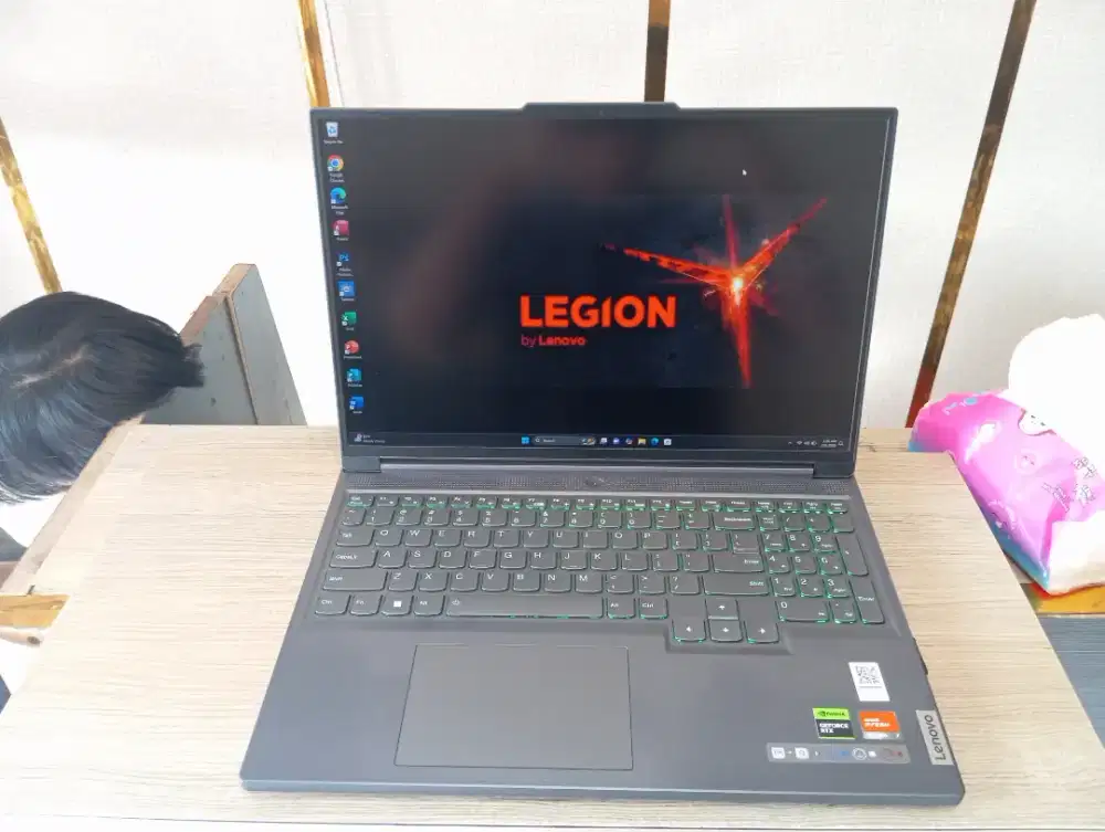 LENOVO LEGION RTX 4060 RAM 32GB SDD 1TB Like New