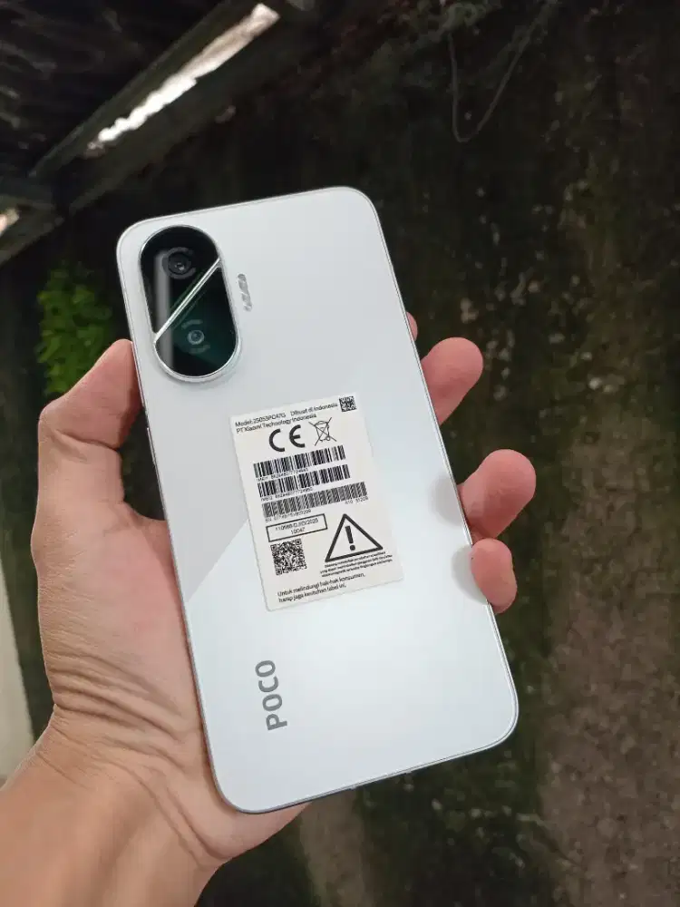 Poco F7 12/512 GB