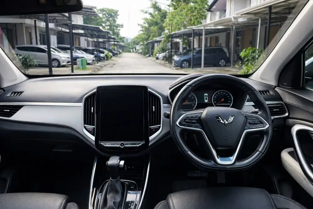 Wuling Almaz 2019 Bensin