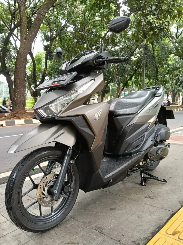 DIJUAL CASH HONDA VARIO LED OLD 150 THN 2016 PAJAK IDUP SIAP PAKAI