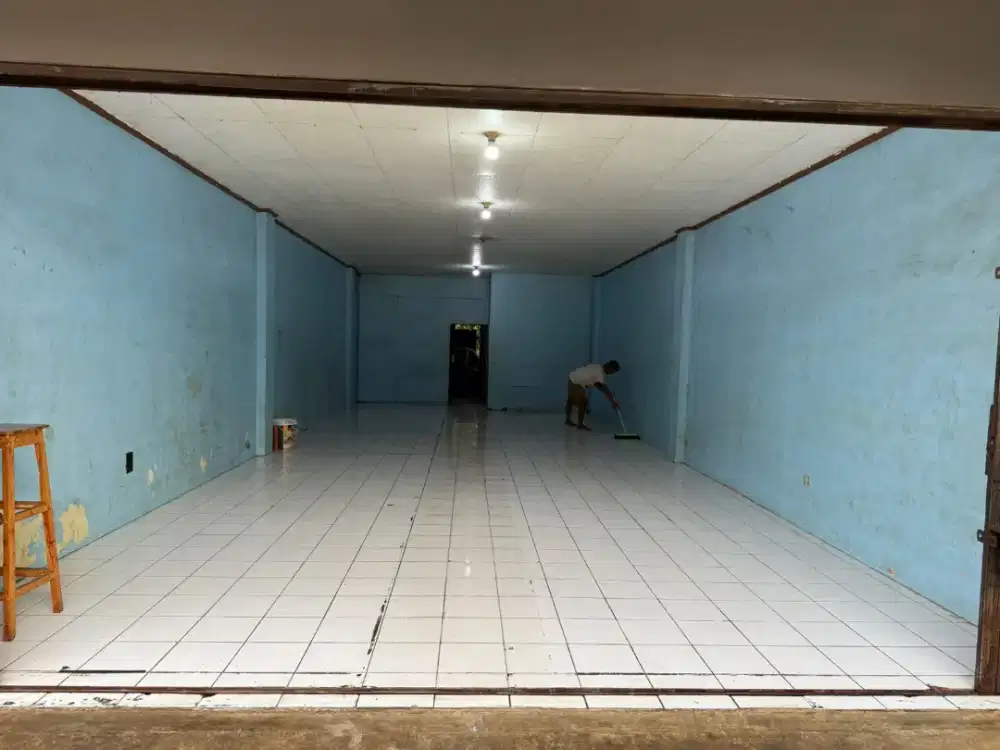 Tukang harian dan borongan