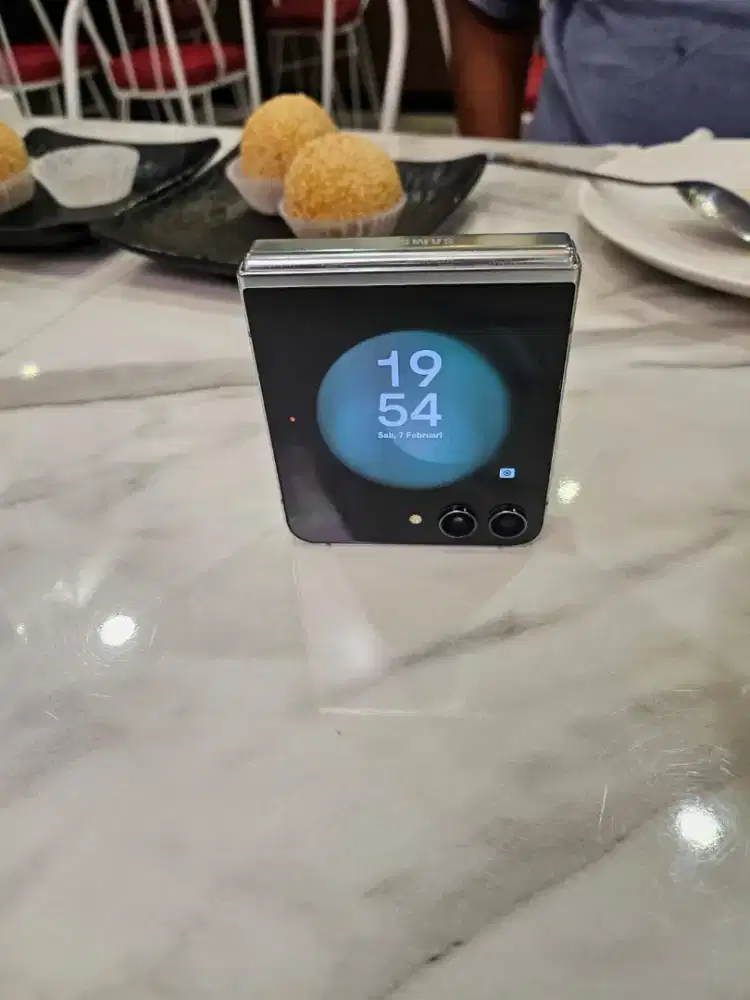 Samsung z flip 5 256GB