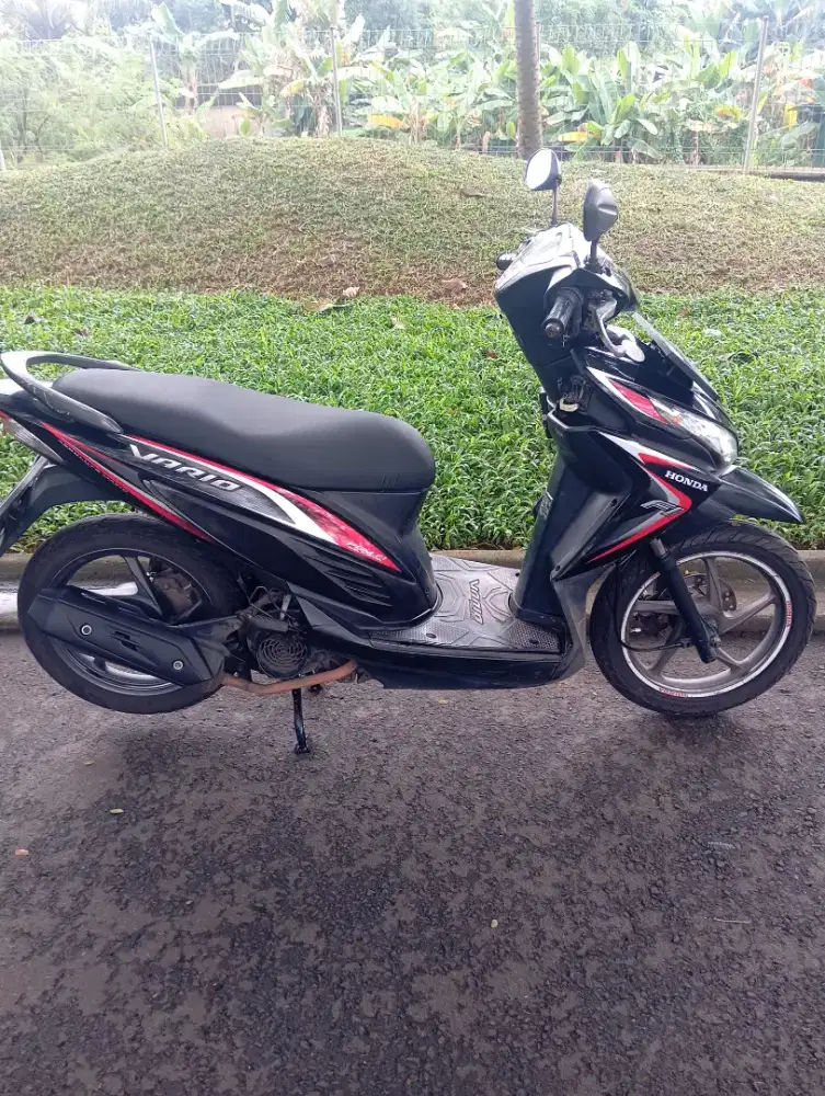 Honda Vario 110 LED 2015 fulori mulus pajak hidup d graha raya