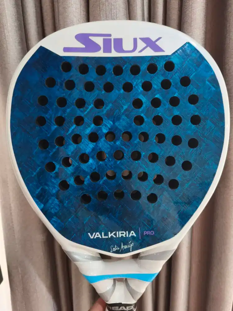 SIUX VALKIRIA PRO 2025
