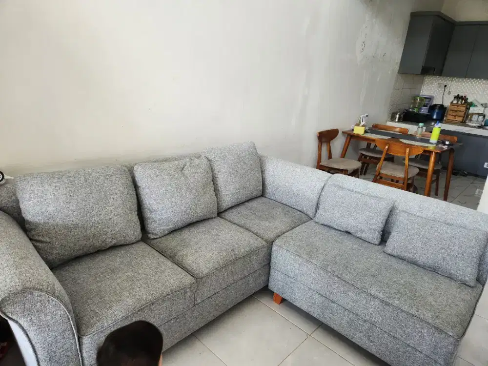 Sofa ruang tamu