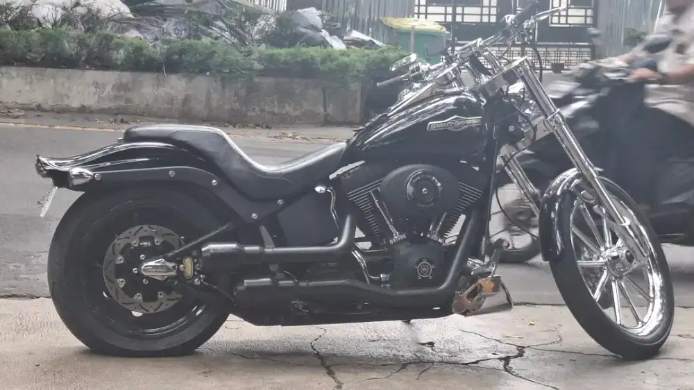 Jual HD NIGHT TRAIN 2006 BARANG LANGKA