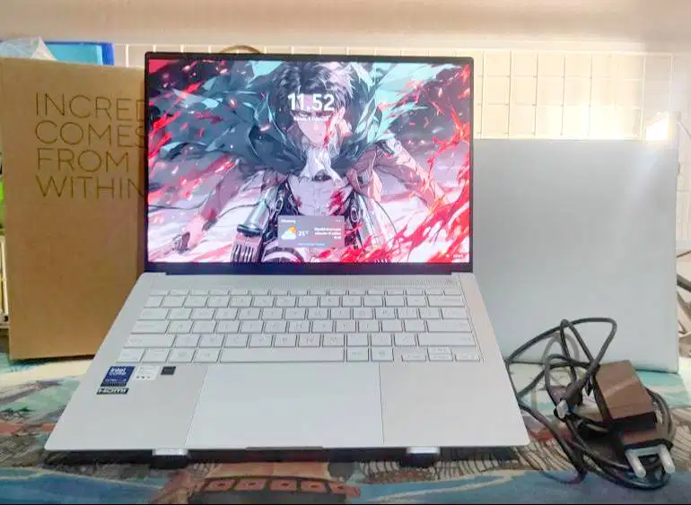 Asus Zenbook 14 OLED INTEL CORE ULTRA 7 250V 32GB/1TB Garansi On