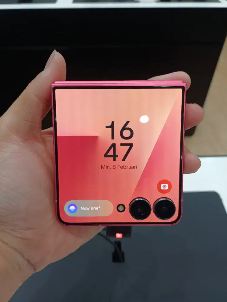 Samsung Galaxy Z Flip7