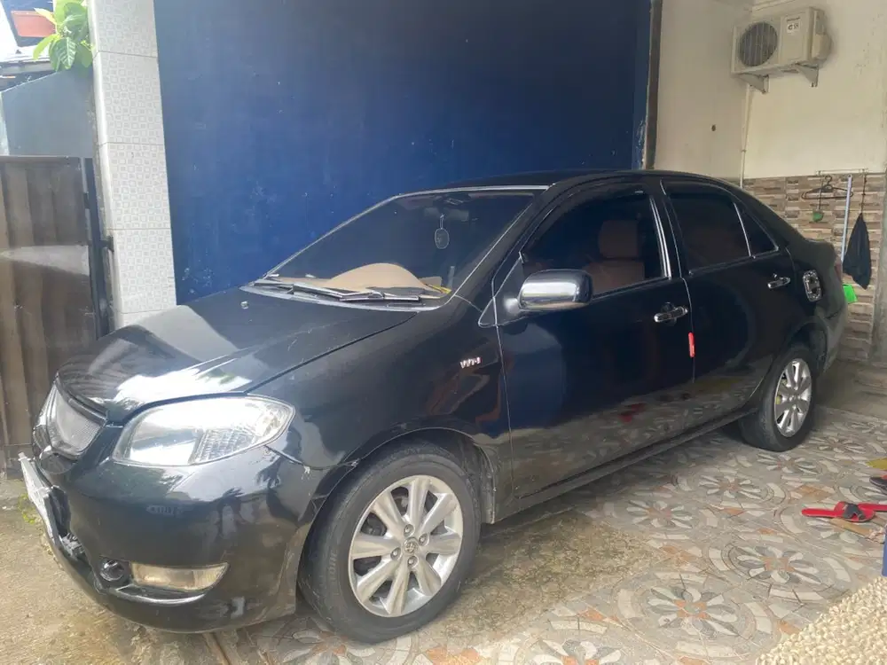 Toyota Limo 2005 Bensin