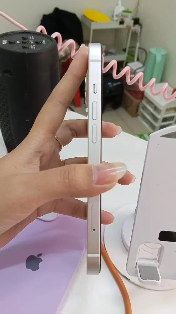 IPHONE 13 PUTIH INTER RAM 128 FULSET