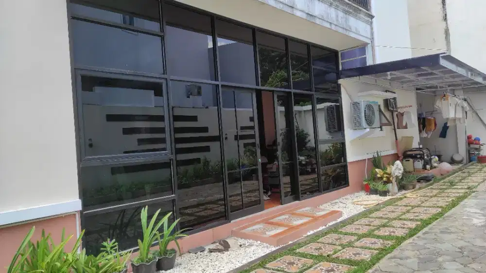 Partisi ,Pintu jendela alluminium kaca biasa / tempered dll