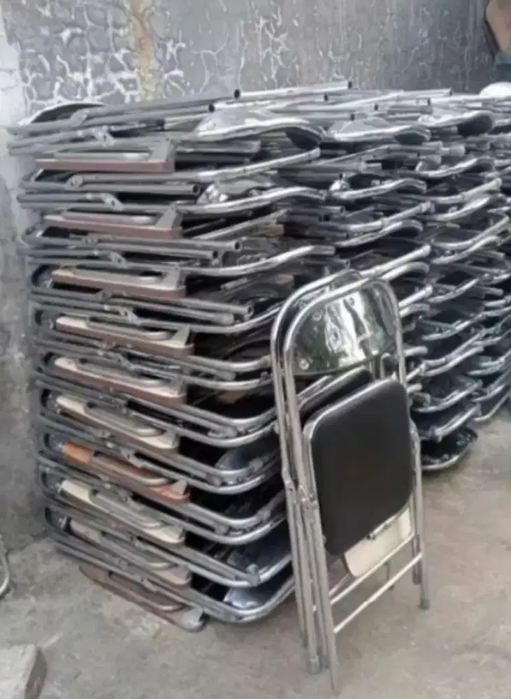 Kursi lipat untuk bimbel / kursi kuliah seken