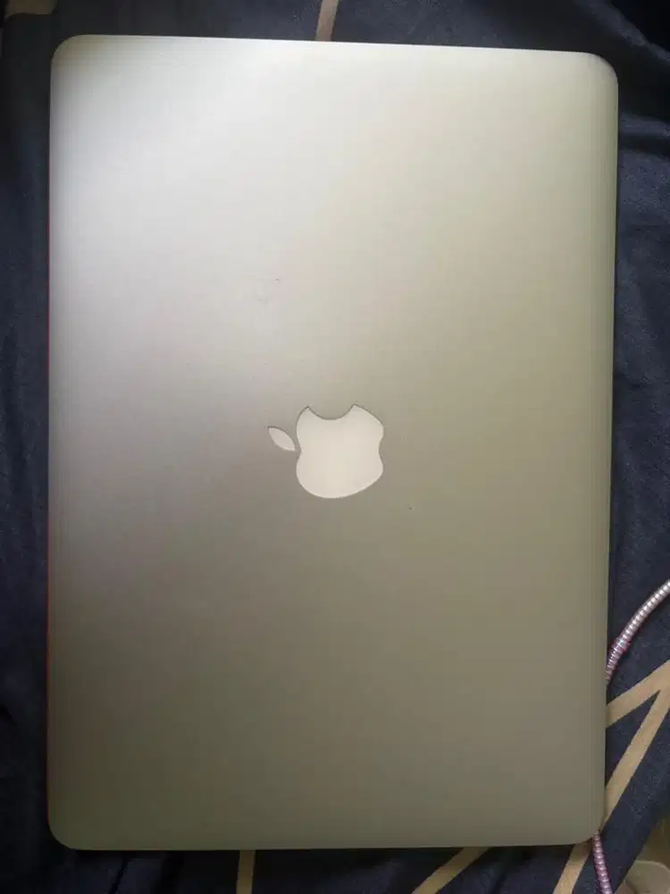 Macbook air 13 inch tb 2017