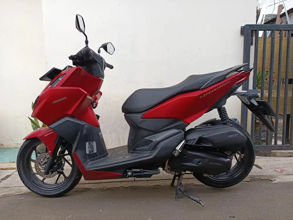 For sale vario 160 cbs 2022 lengkap bagus