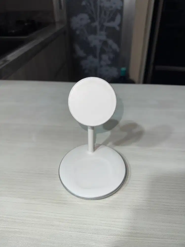 3 in 1 Magnetic Wireless Charging Stand for Iphone, Airpods, Iwatch