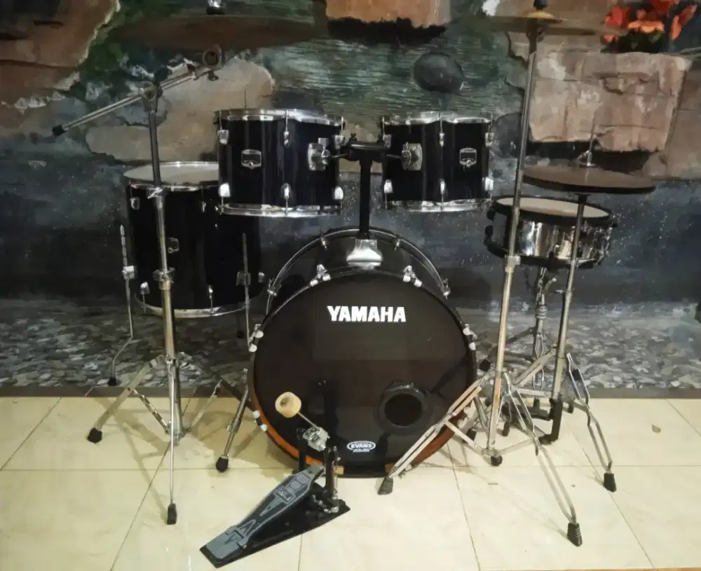 Drum Yamaha Gigmaker plus simbal