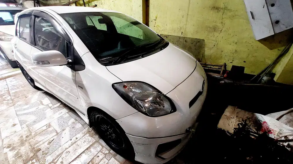 Toyota Yaris 2013 Bensin