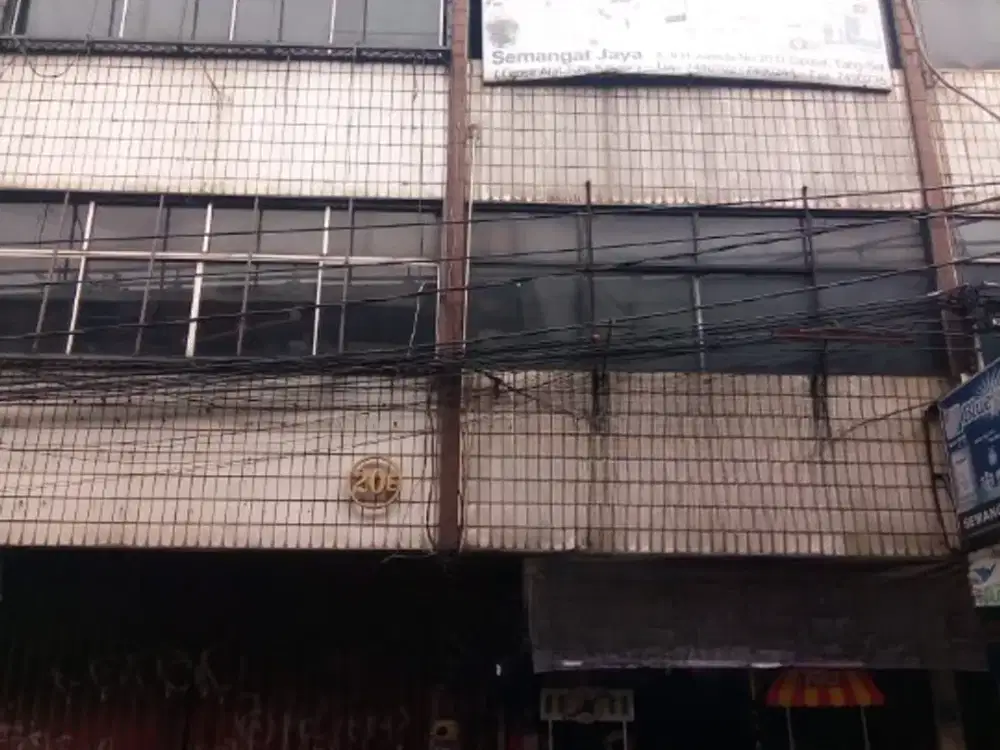 Dijual Ruko Lokasi Strategis Lingkungan Ramai Bisa Untuk Berbagai Usaha di Ciputat Tangerang Selatan