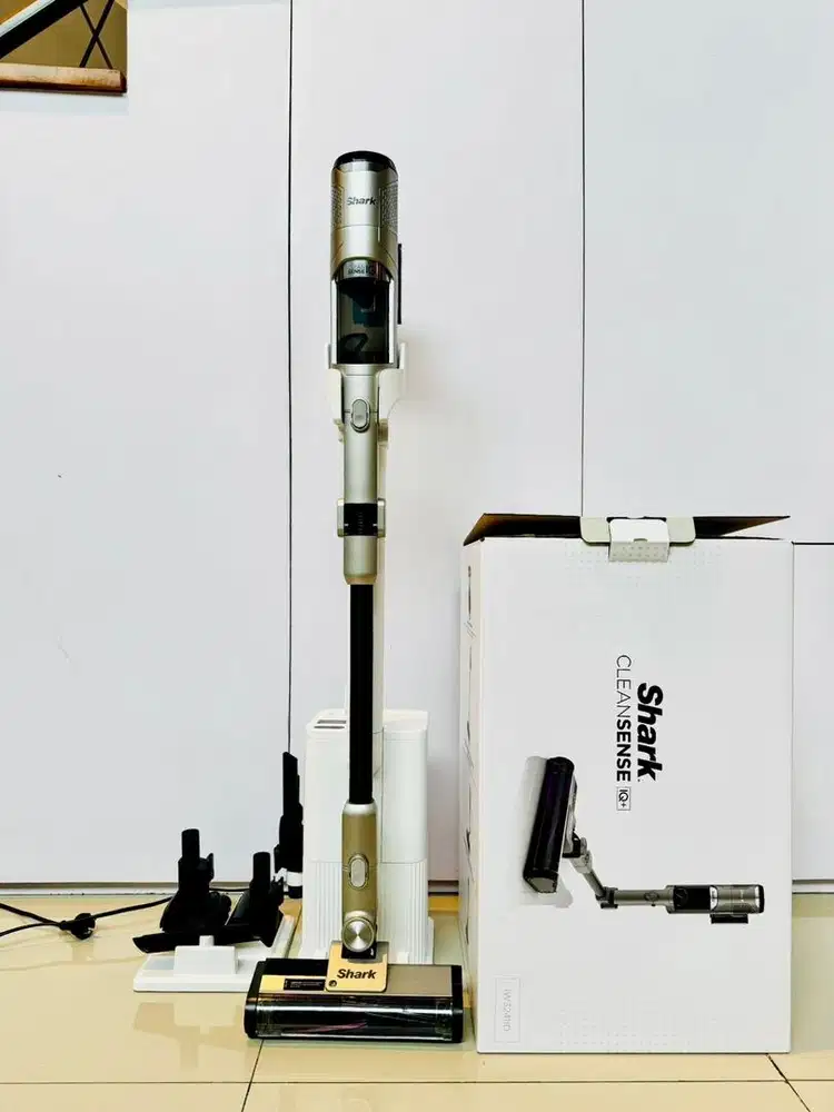 Vaccum Shark IQ+