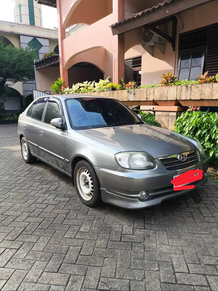 hyundai avega 2012 mt