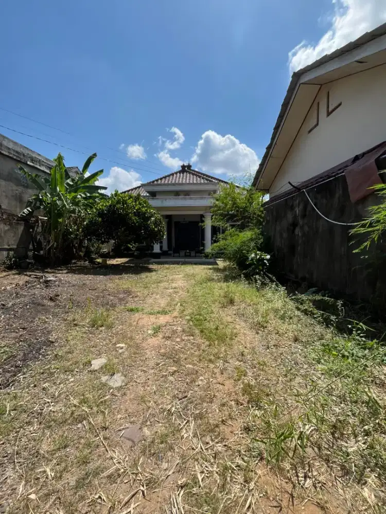 Dijual atau Disewakan Rumah