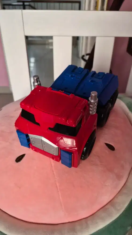 Mobil mainan transformer