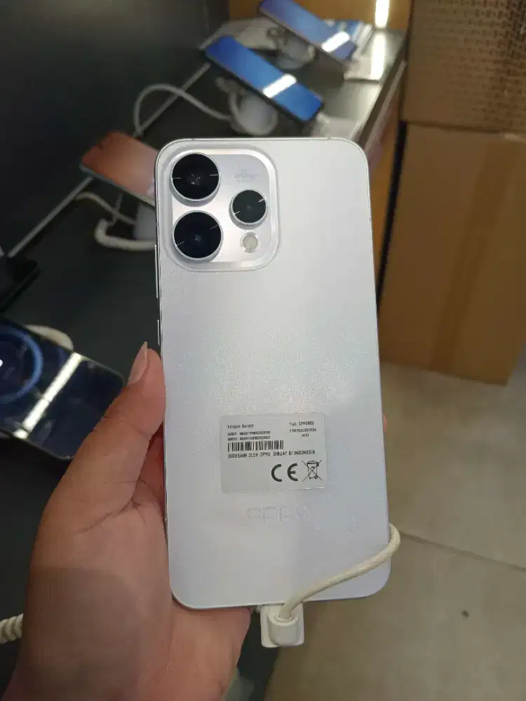 OPPO RENO 15 5G 12+12/256GB GARANSI RESMI