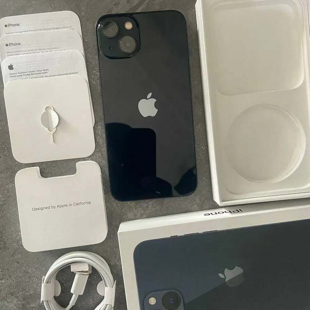 iPhone 13 128GB iBox Garansi ON Warna Hitam Mulus Normal Lengkap