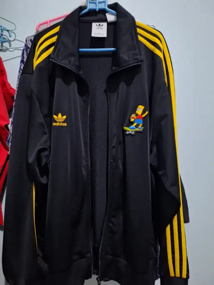 Jaket adidas x the simpsons