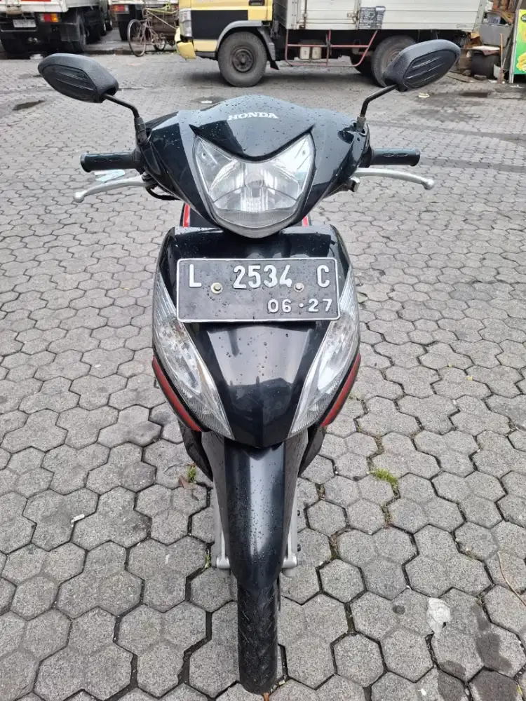 Spacy 2011 kondisi sgt bagus samsat manyar pjk of 3x