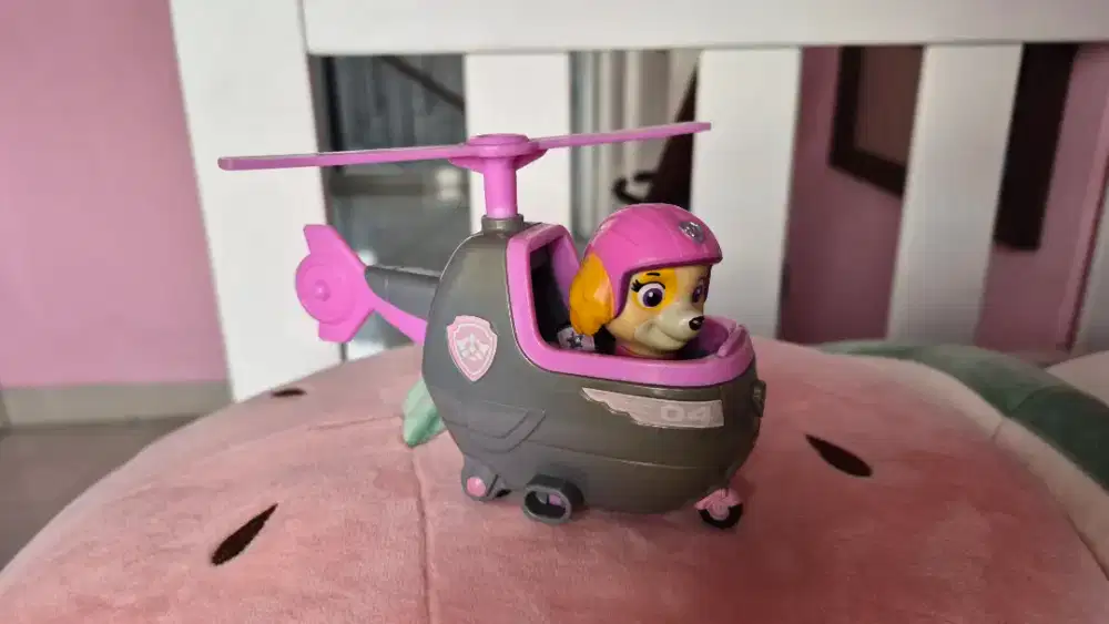Mainan Paw Patrol Karakter Skye