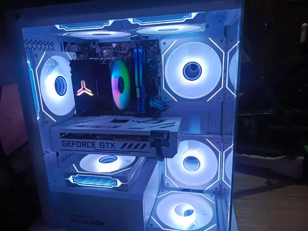 Dijual Cepat!! Asrock H81M + intel core i5 + Ram 12GB + Hdd 500gb