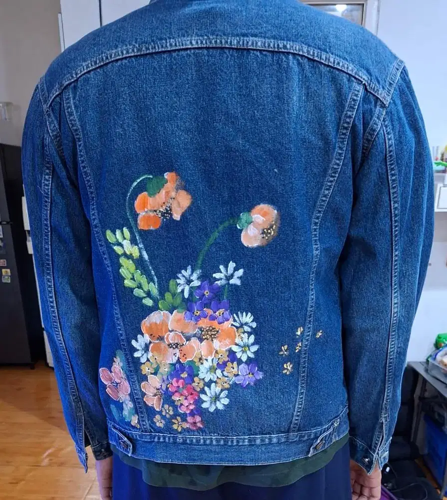 Jaket bahan jeans lukis
