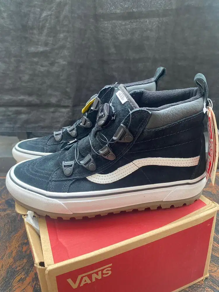 Sepatu Vans Sk8-Hi MTE BOA Black